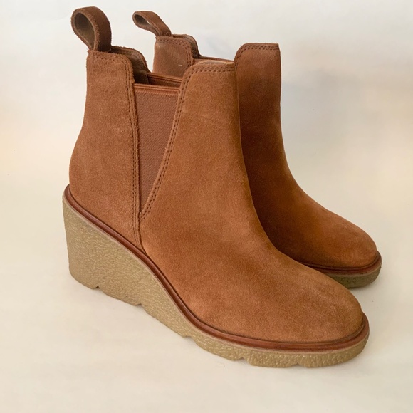 Clarks Women's Clarkford Top Dark Tan Suede Wedged Boots Camel Brown Booties 7.5 - Picture 7 of 14